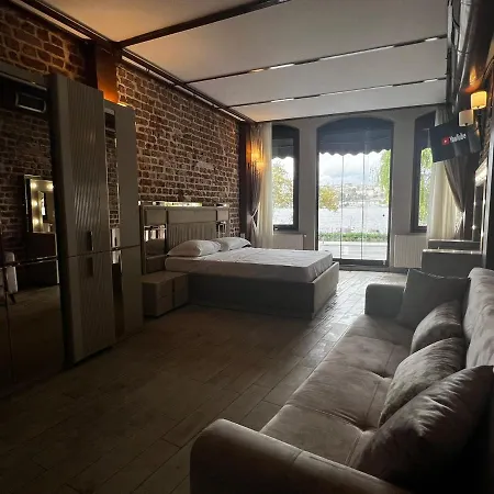 Fe Suites & Homes Bed and breakfast